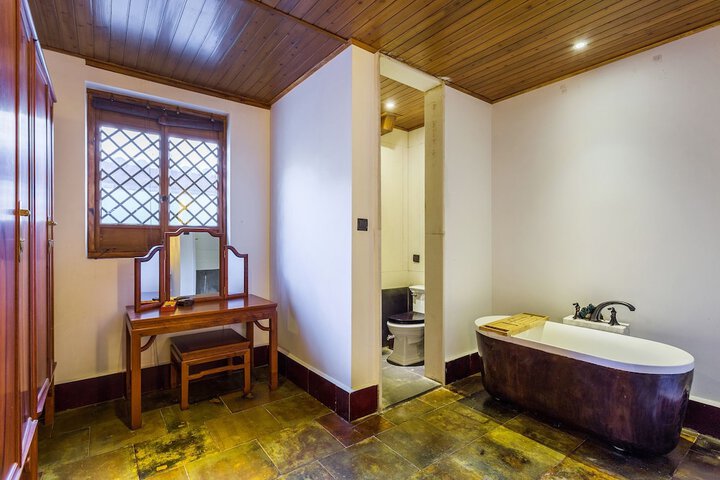 Room 60 of 73