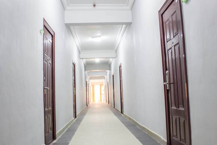 Ballroom/Hall 35 of 43