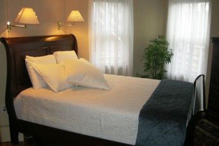 Room 2 of 13