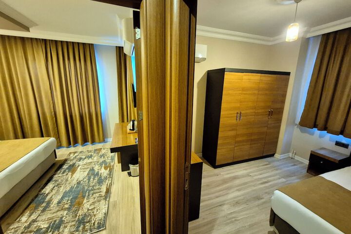 Room 10 of 58