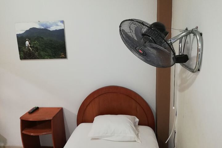 Room 5 of 23