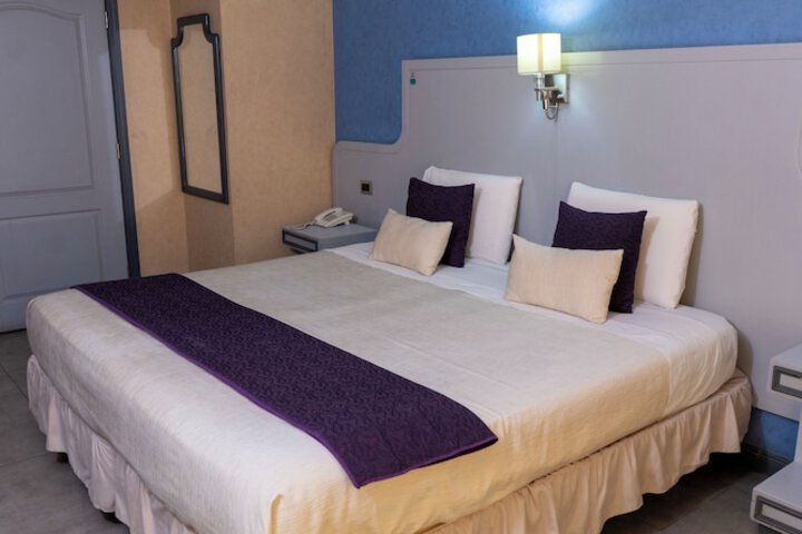 Room 40 of 89
