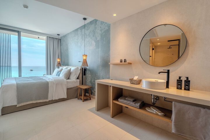 Room 8 of 55