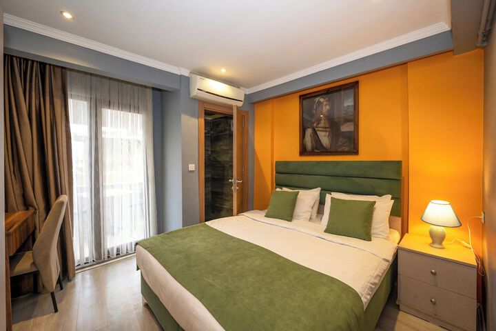 Room 40 of 158