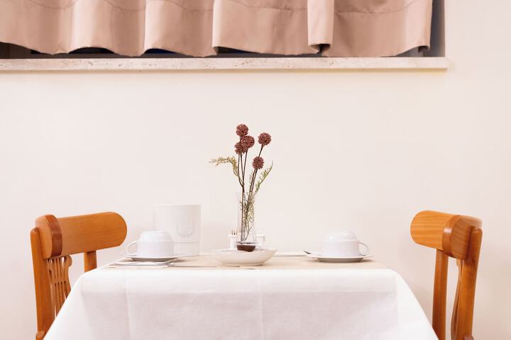 Breakfast/Coffee Service 46 of 75