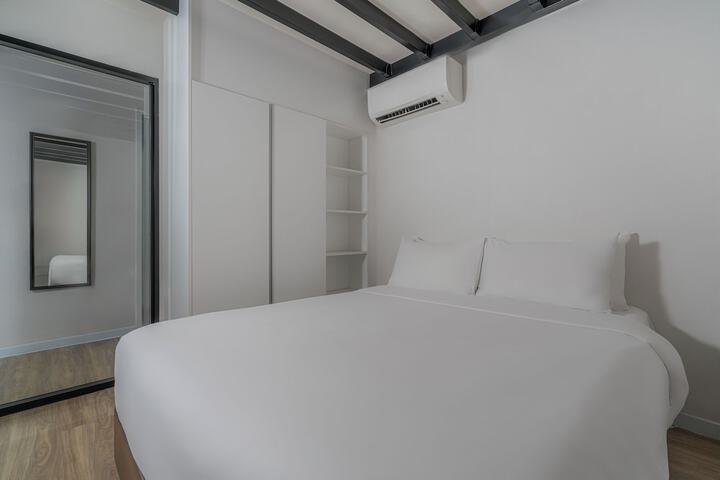 Room 40 of 131