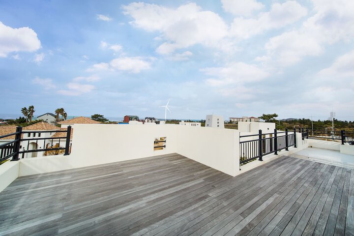 Terrace/Patio 48 of 86