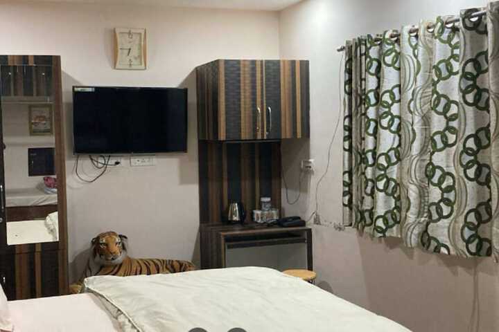 Room 18 of 45