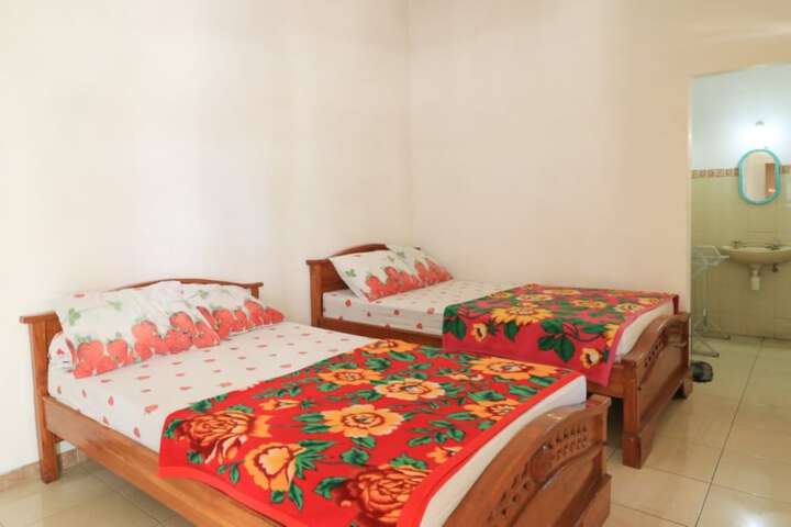 Room 10 of 65