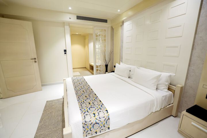 Room 30 of 70