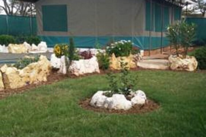 Property Grounds 14 of 17