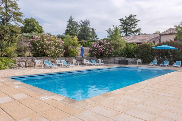 Hotel with Pool