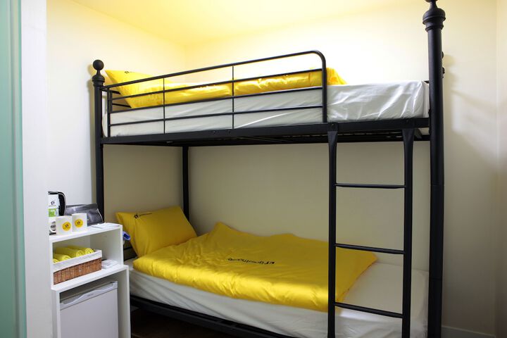 Room 3 of 51