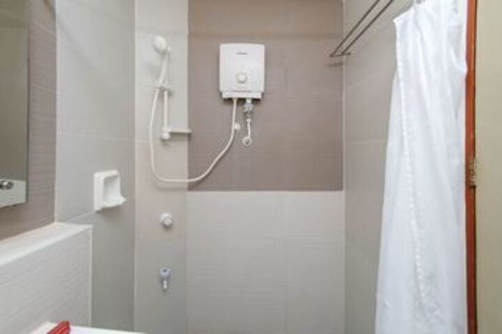 Room 2 of 21