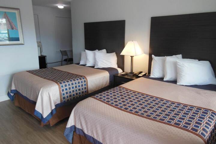 Room 16 of 42