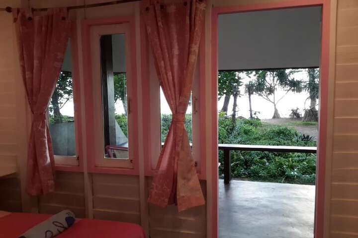 Room 4 of 53