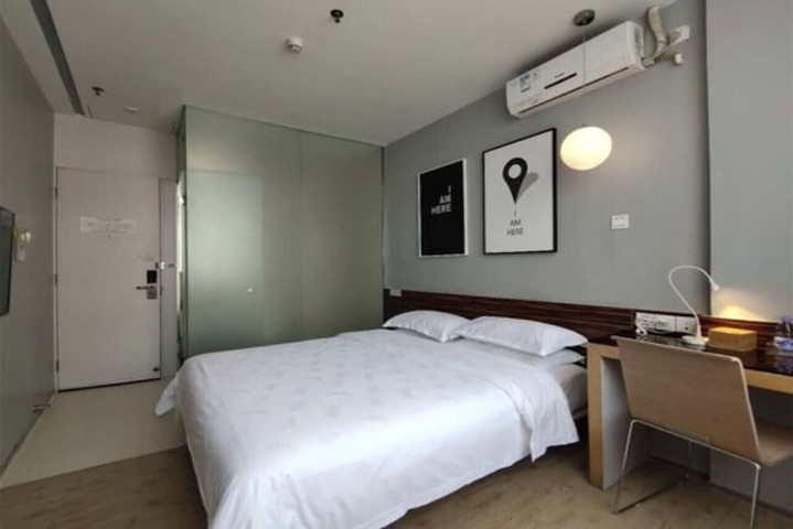 Room 21 of 56