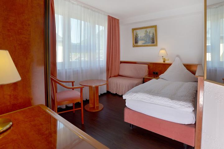 Room 7 of 58
