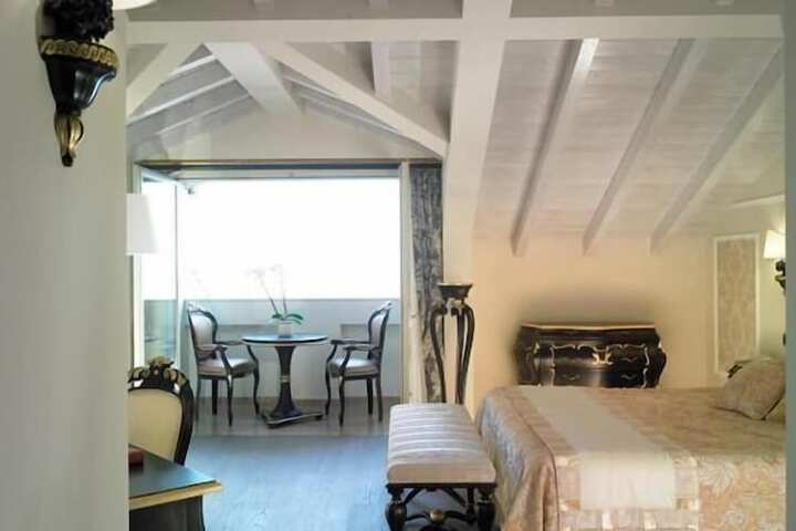 Room 59 of 111