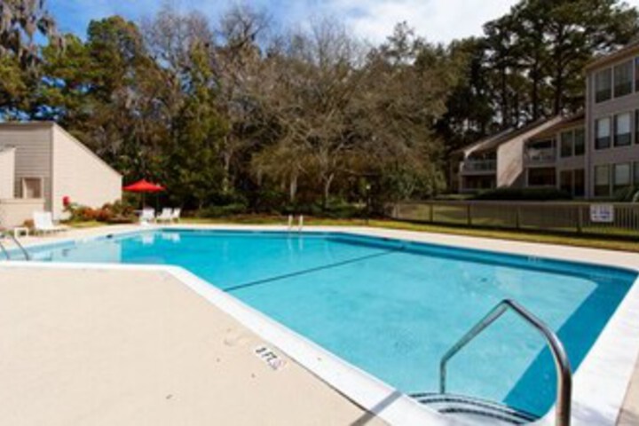 Pool 39 of 65