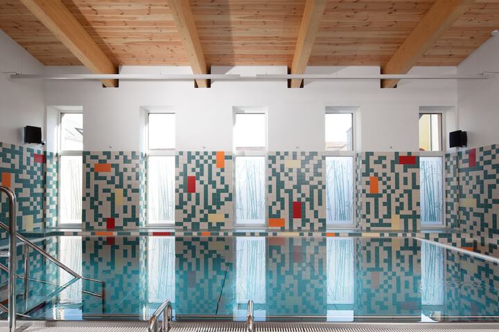 Hotel Pool