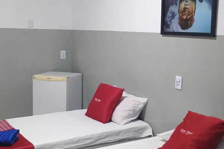 Room 5 of 9