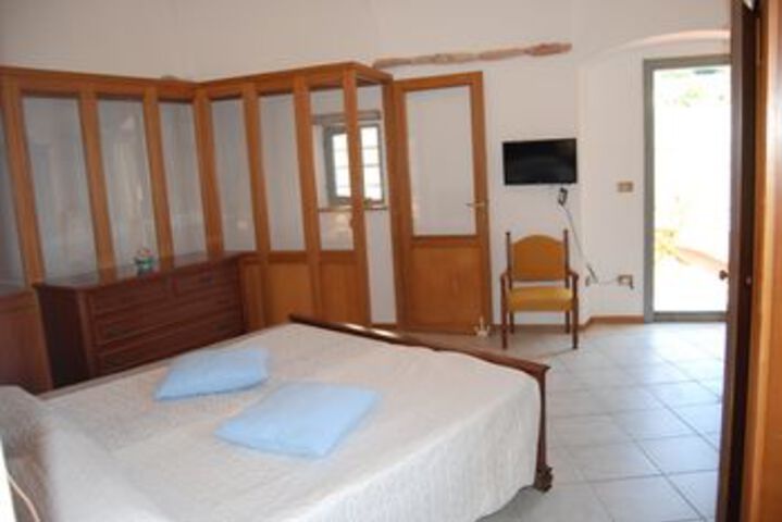 Room 10 of 54