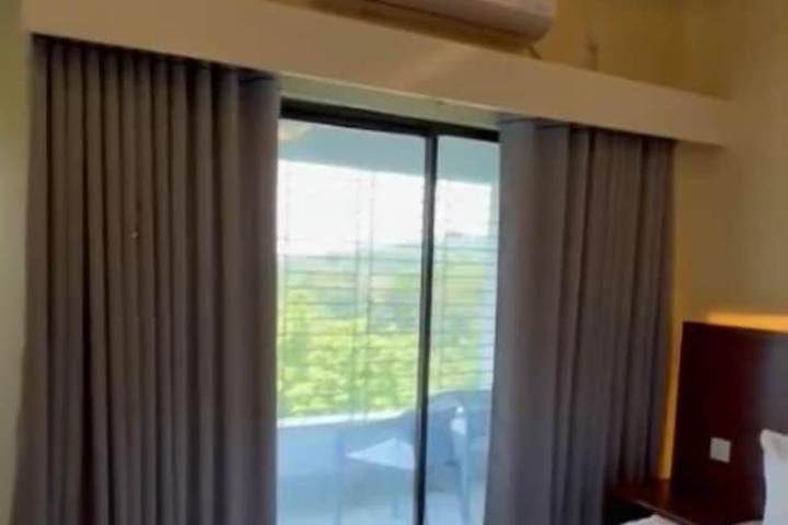 Room 19 of 82