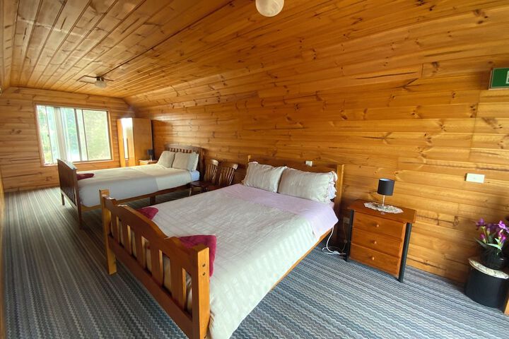 Room 4 of 24