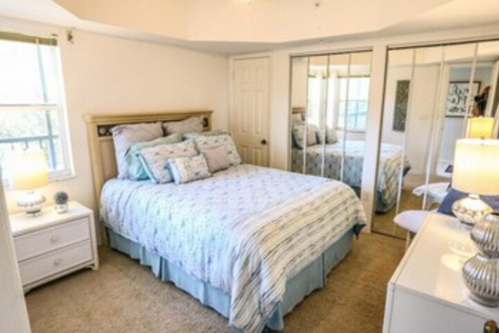 Room 20 of 24