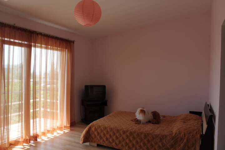 Room 5 of 57