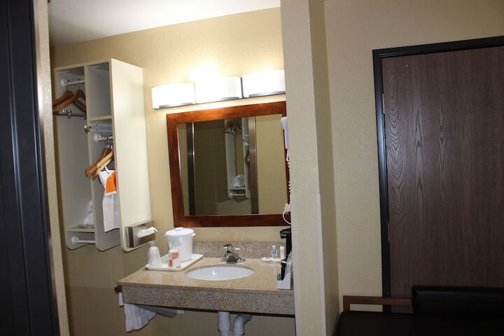 Room 41 of 71