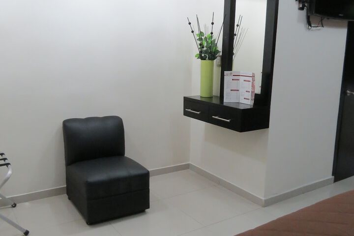 Room 18 of 40