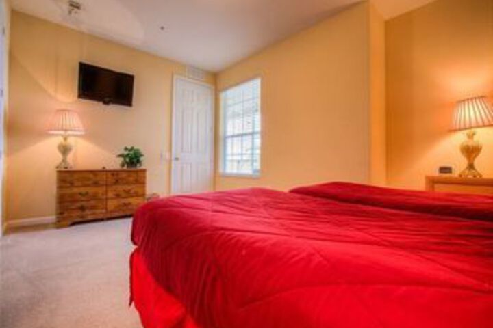 Room 10 of 31