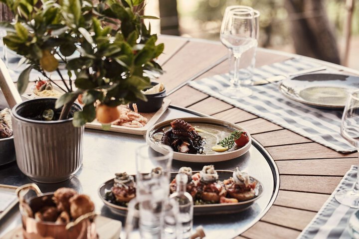 Dining 203 of 247