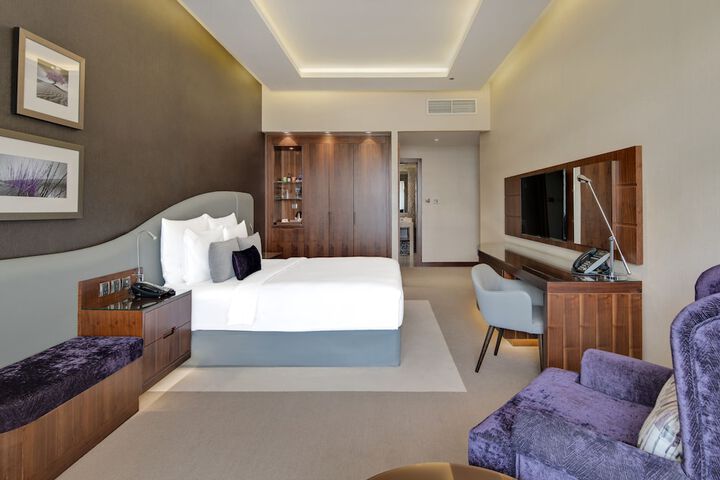 Room 13 of 277