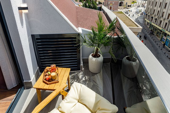 Terrace/Patio 65 of 107