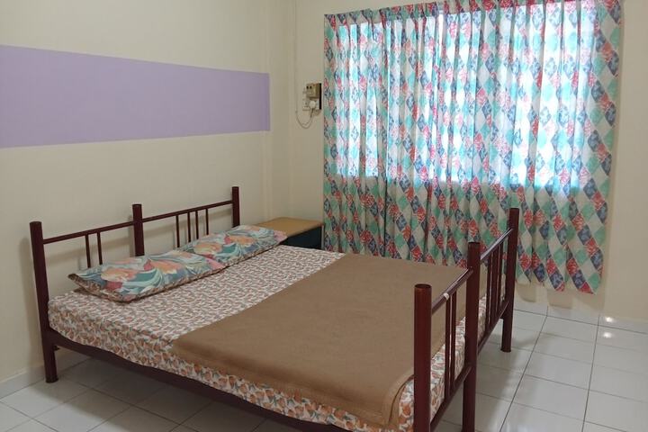 Room 11 of 86