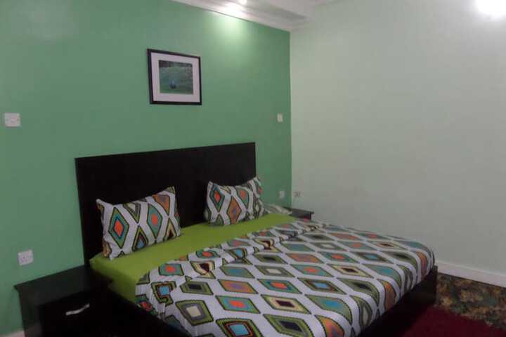 Room 3 of 9