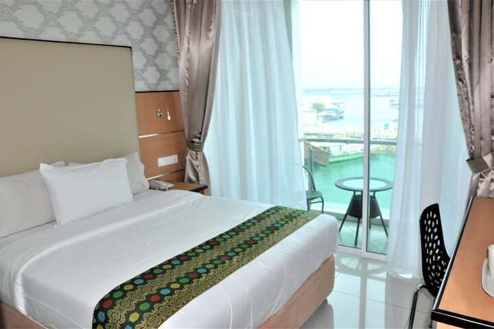 Room 5 of 49