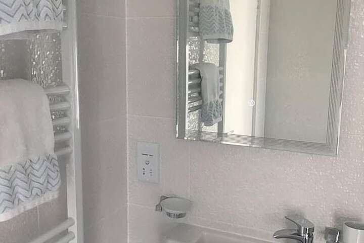 Room 14 of 17