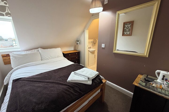 Room 19 of 48