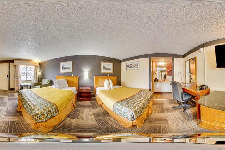 2 Double Beds (11 of 12)