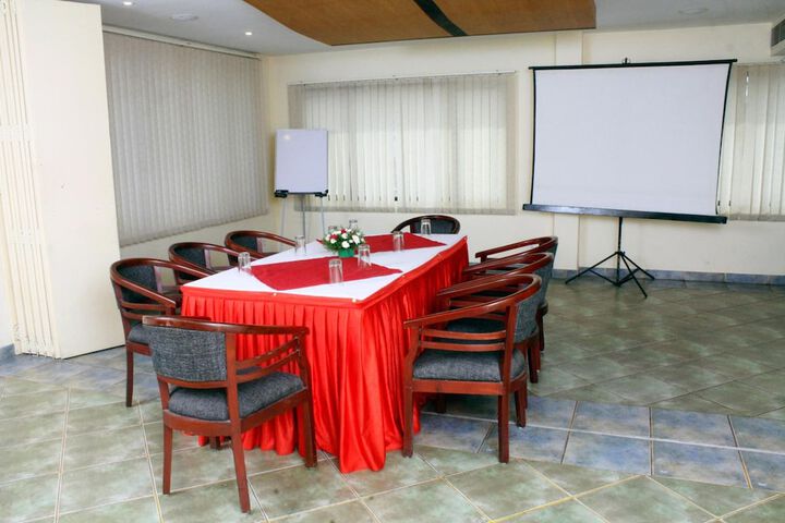 Meeting 33 of 37