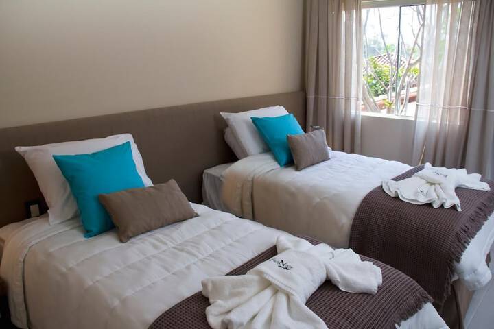 Room 2 of 27