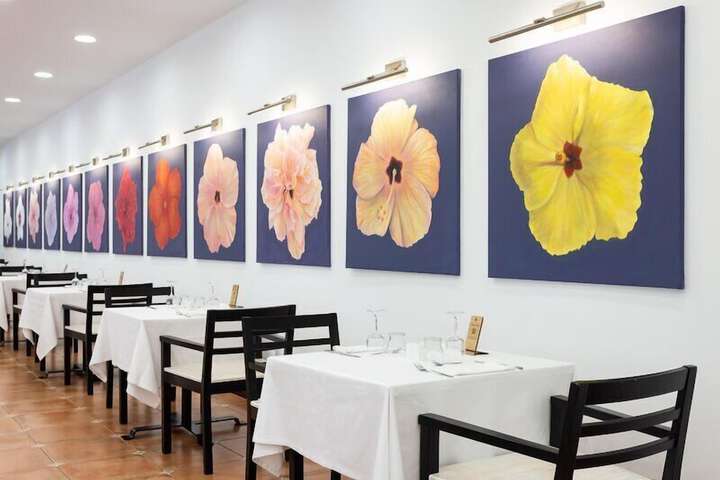 Dining 66 of 109