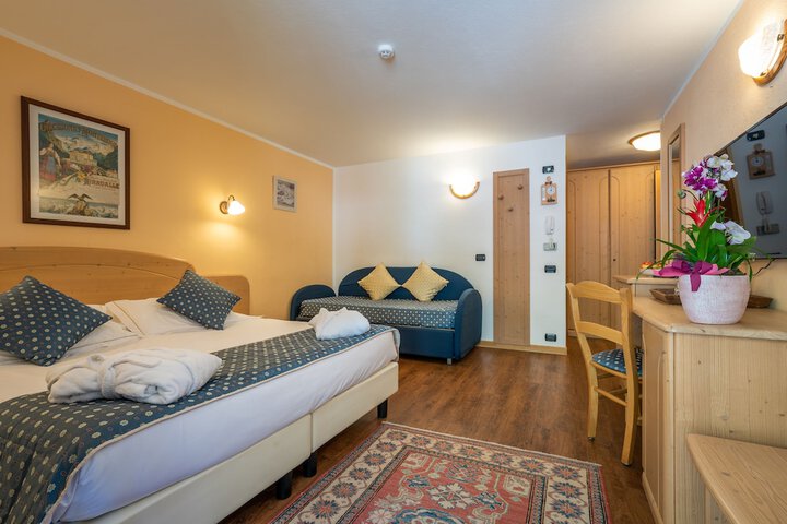 Room 28 of 117