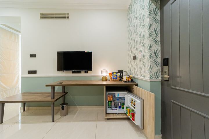 Room 21 of 49