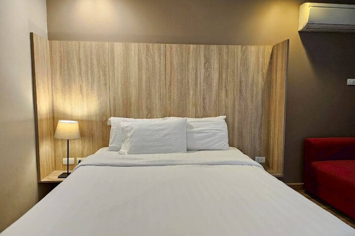 Room 42 of 94
