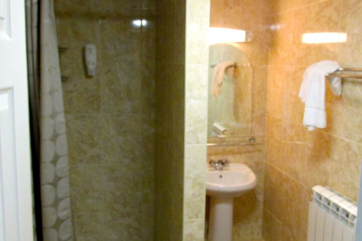 Room 68 of 111